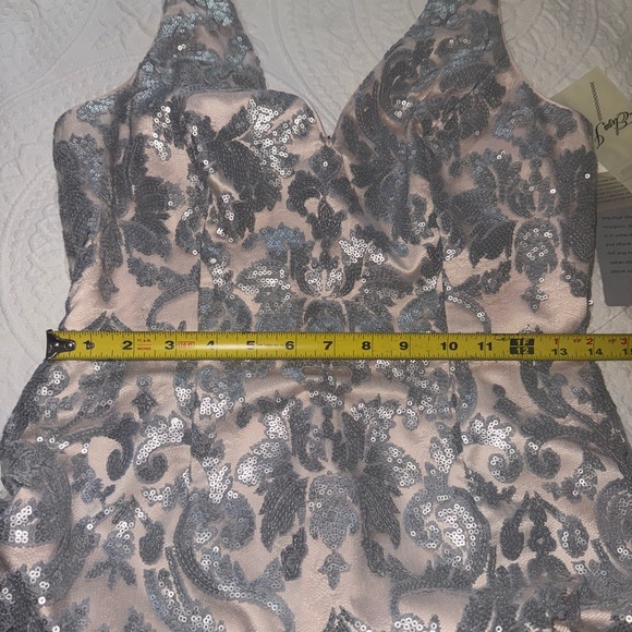 Wedding, formal,prom stunning silver evening dress - Picture 9 of 16